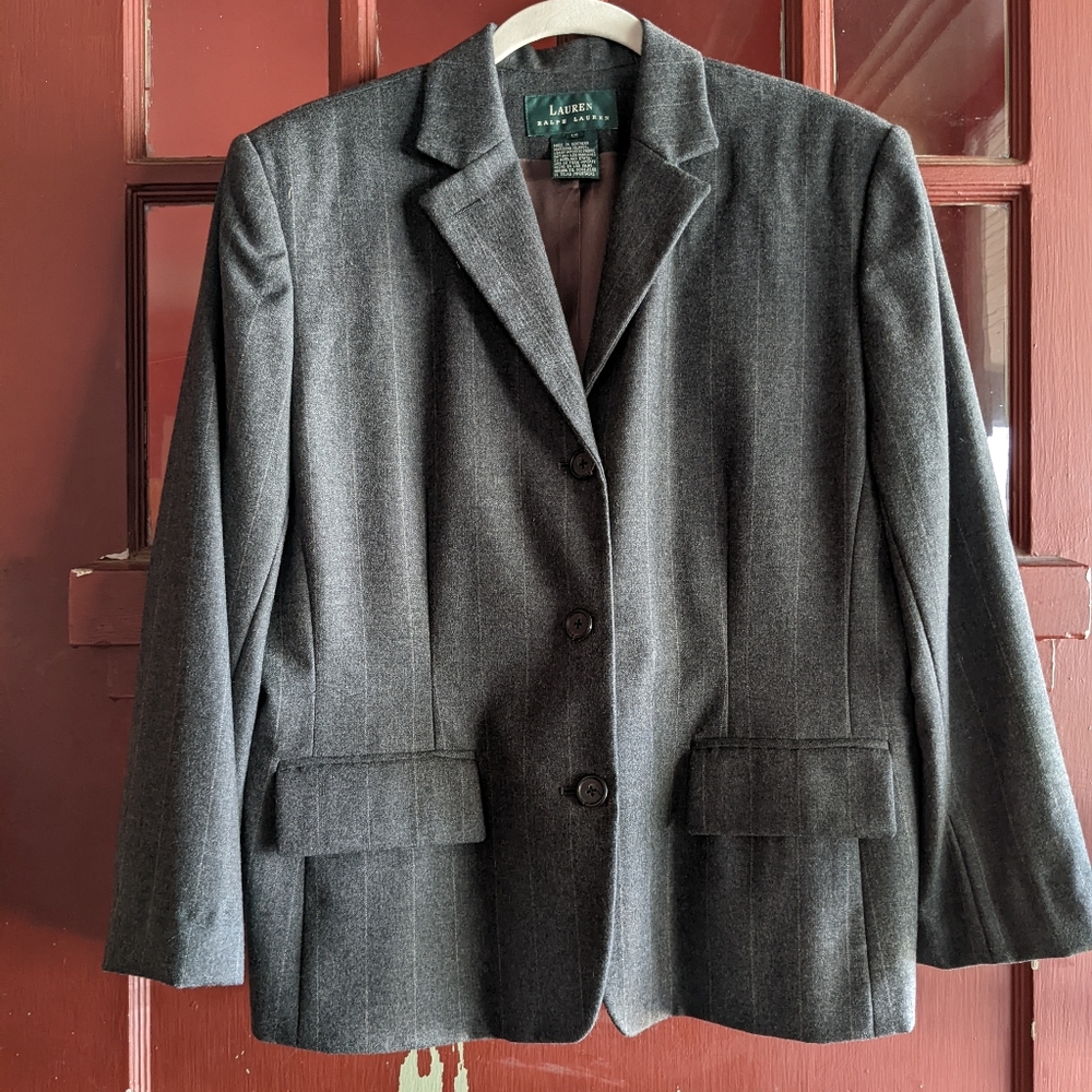 Classic Lauren Ralph Lauren chalk stripe wool blazer